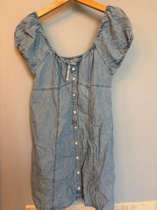 Madewell Light Blue Denim Midi Dress with Buttons - Picture 4 of 6